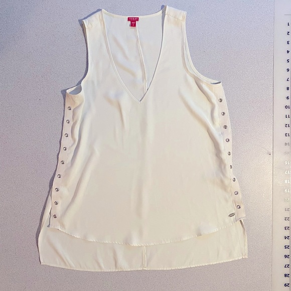 Guess Factory Women’s Kyrene Eyelet Top - Cream - Size Small - Picture 4 of 6